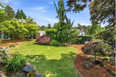 730 SE Barnes Ave, Gresham, OR 97080 - Photo 27