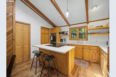 21220 E Crater Ct, Rhododendron, OR 97049 - Photo 15