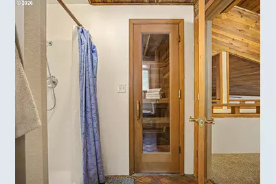 21220 E Crater Ct, Rhododendron, OR 97049 - Photo 25