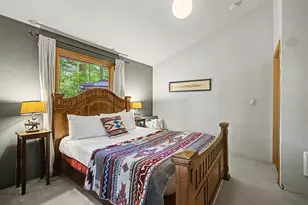 21220 E Crater Ct, Rhododendron, OR 97049 - Photo 27