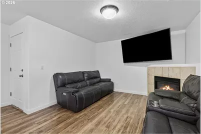 871 N 20th Way, Cornelius, OR 97113 - Photo 9