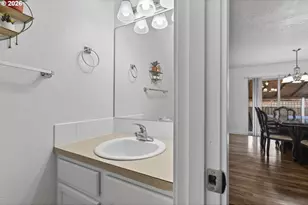 871 N 20th Way, Cornelius, OR 97113 - Photo 31