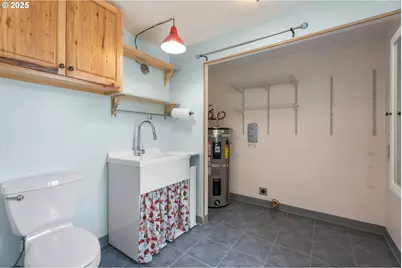 7294 SE Thiessen Rd, Milwaukie, OR 97267 - Photo 17