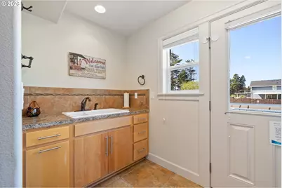 17460 Old Pacific Hwy, Rockaway Beach, OR 97136 - Photo 13