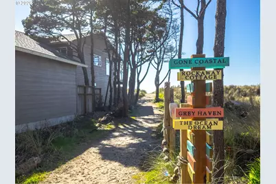 17460 Old Pacific Hwy, Rockaway Beach, OR 97136 - Photo 37