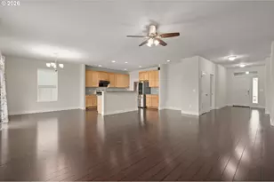 1190 Peascod Dr, Eugene, OR 97402 - Photo 9