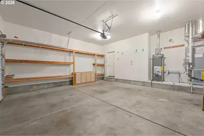 1190 Peascod Dr, Eugene, OR 97402 - Photo 33