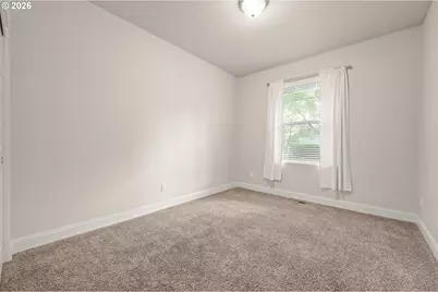 1190 Peascod Dr, Eugene, OR 97402 - Photo 25