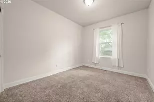 1190 Peascod Dr, Eugene, OR 97402 - Photo 25