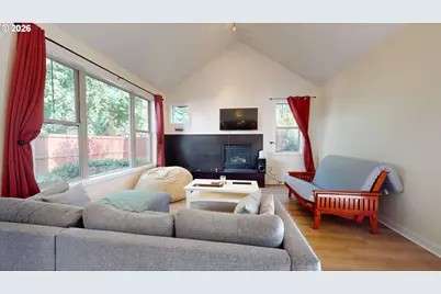 375 Mia Ln, Eugene, OR 97401 - Photo 5