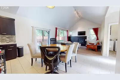 375 Mia Ln, Eugene, OR 97401 - Photo 17
