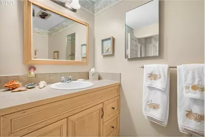 1050 SW Norwood Dr, Waldport, OR 97394 - Photo 29