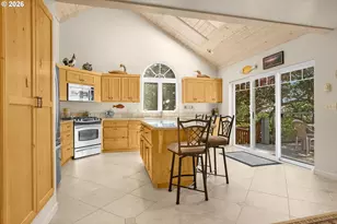 1050 SW Norwood Dr, Waldport, OR 97394 - Photo 17