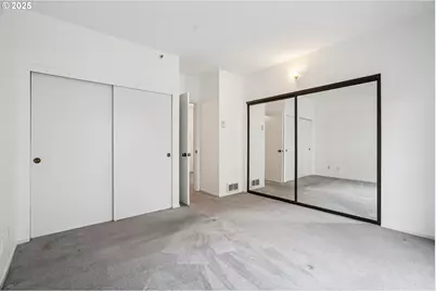 1616 S Harbor Way #402, Portland, OR 97201 - Photo 9