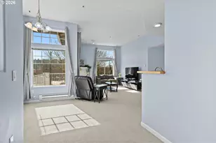 14800 SW Sandhill Loop, Beaverton, OR 97007 - Photo 9