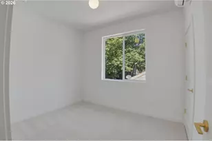 6187 N Albina Ave, Portland, OR 97217 - Photo 9