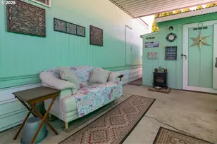 2902 E 2nd St, Newberg, OR 97132 - Photo 25