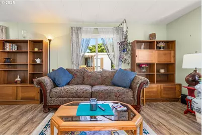 2902 E 2nd St #106, Newberg, OR 97132 - Photo 5