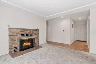 18284 S Holly Ln, Oregon City, OR 97045 - Photo 5