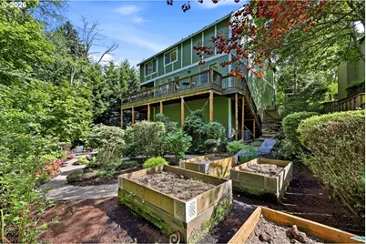 1639 SW Joshua St, Portland, OR 97219 - Photo 41