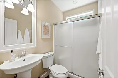 1639 SW Joshua St, Portland, OR 97219 - Photo 19
