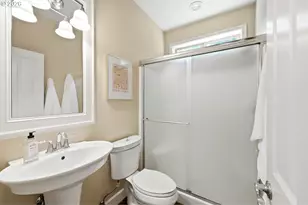 1639 SW Joshua St, Portland, OR 97219 - Photo 19