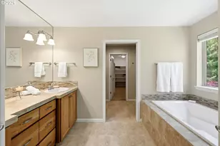 1639 SW Joshua St, Portland, OR 97219 - Photo 25