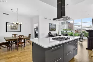 949 NW Overton St, Portland, OR 97209 - Photo 11