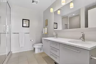 949 NW Overton St, Portland, OR 97209 - Photo 25