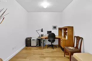 949 NW Overton St, Portland, OR 97209 - Photo 3