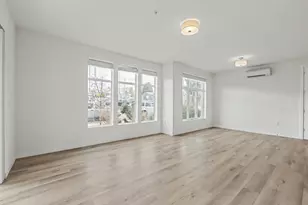 425 NE Bryant St, Portland, OR 97211 - Photo 13