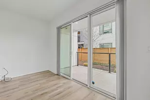 425 NE Bryant St, Portland, OR 97211 - Photo 9