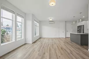 425 NE Bryant St, Portland, OR 97211 - Photo 15