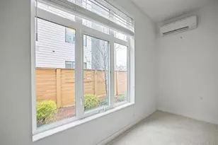 425 NE Bryant St, Portland, OR 97211 - Photo 21