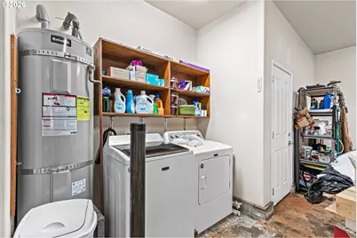 419 Idlewild Dr, Cave Junction, OR 97523 - Photo 27