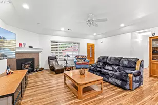 419 Idlewild Dr, Cave Junction, OR 97523 - Photo 3