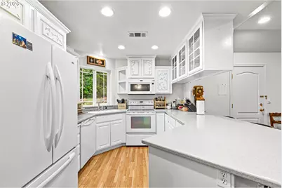 419 Idlewild Dr, Cave Junction, OR 97523 - Photo 11