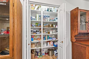 419 Idlewild Dr, Cave Junction, OR 97523 - Photo 15