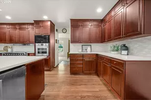 7210 SE 118th Dr, Portland, OR 97266 - Photo 9