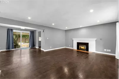 4704 NW Grant St, Vancouver, WA 98663 - Photo 3