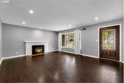 4704 NW Grant St, Vancouver, WA 98663 - Photo 5