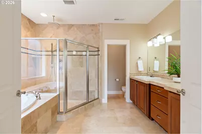 8175 SW Laurelwood Ct, Portland, OR 97225 - Photo 27