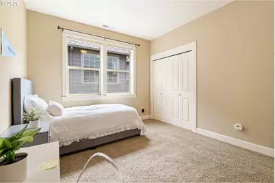 8175 SW Laurelwood Ct, Portland, OR 97225 - Photo 35