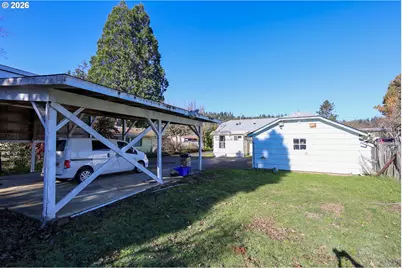 1271 W 11th St, Coquille, OR 97423 - Photo 27