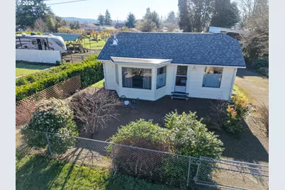 1271 W 11th St, Coquille, OR 97423 - Photo 33