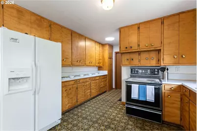 472 NE Gumwood St, Pilot Rock, OR 97868 - Photo 9