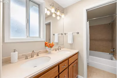 8086 SW Ashford St, Tigard, OR 97224 - Photo 17