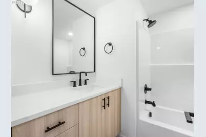 4206 NE 20th Ave #B, Portland, OR 97211 - Photo 11