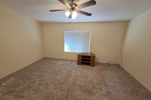 727 Hilltop Dr, Oakland, OR 97462 - Photo 17