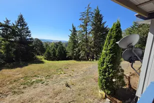 727 Hilltop Dr, Oakland, OR 97462 - Photo 27